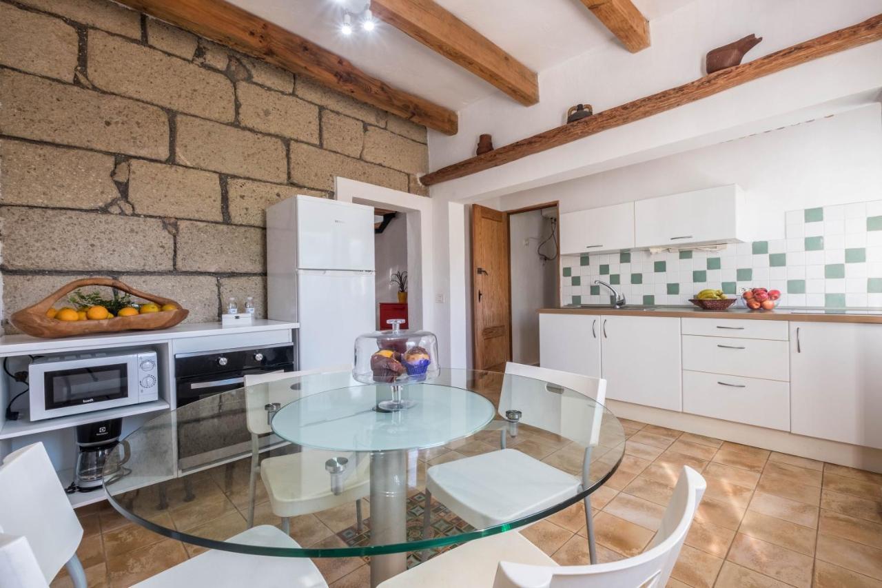 Casa Tajinaste - Perenquen * Guía de Isora